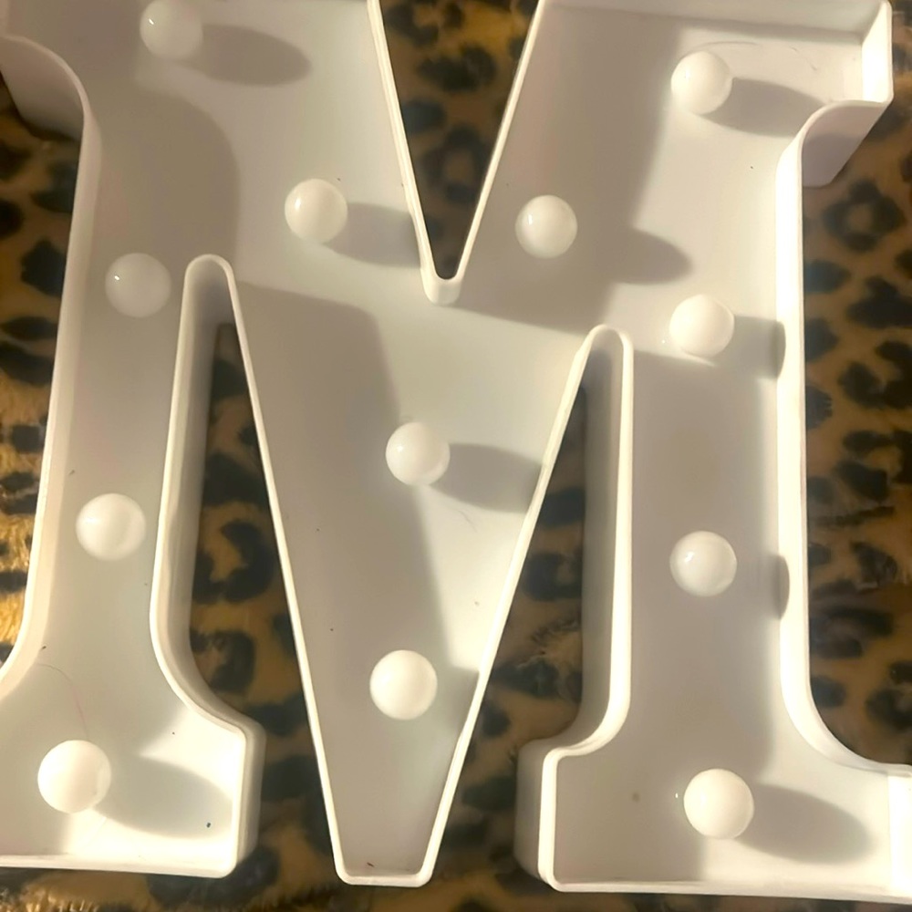 LEd light M very bright and cute!